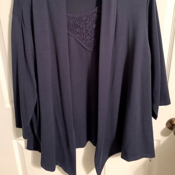 Alfred Dunner Tops - Ladies dress shirt